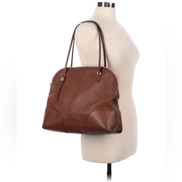 Gucci Bree Leather Shoulder Bag - Picture 3 of 15